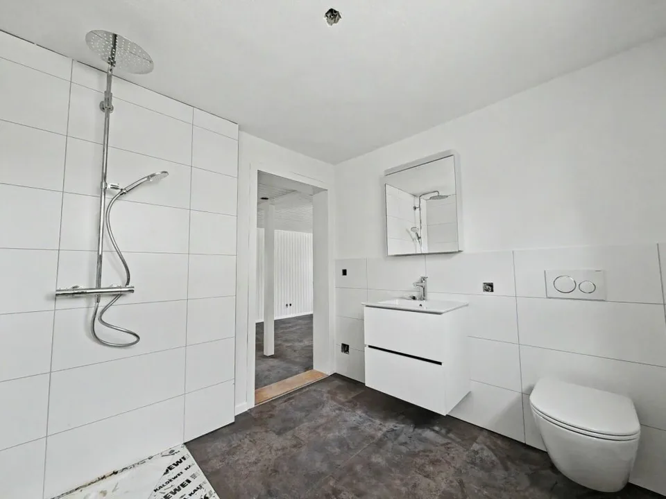 Top renovated 2.5-room apartment