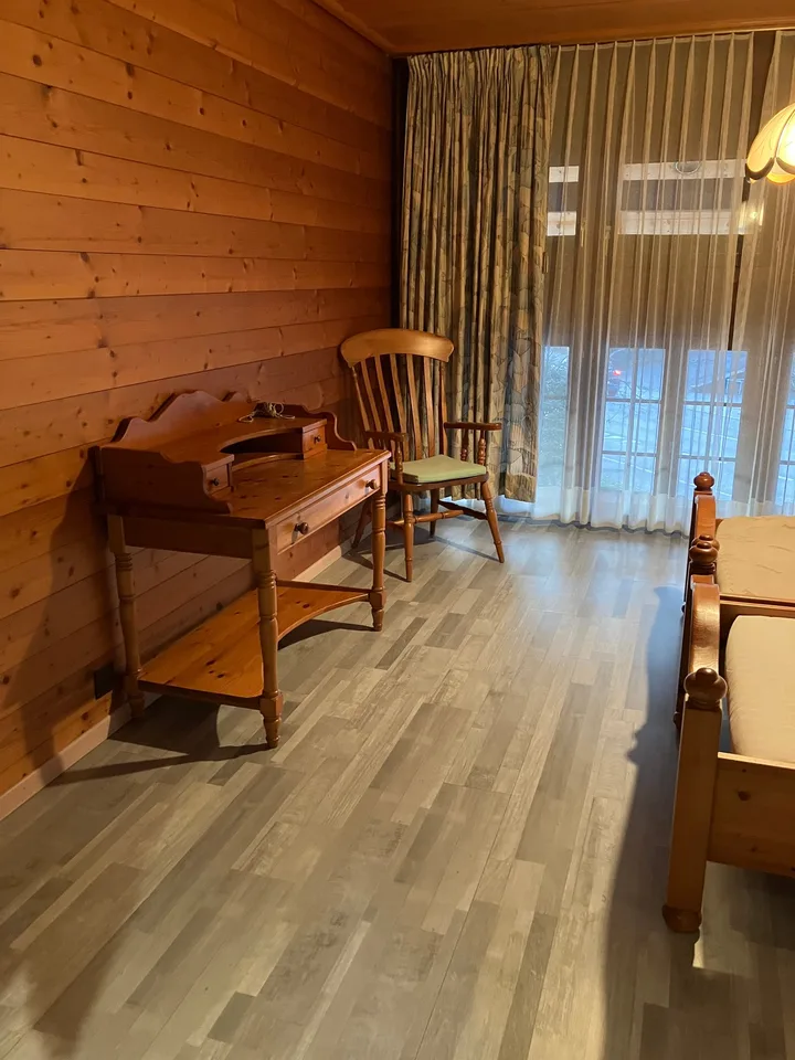 Chambre meublée avec douche/WC