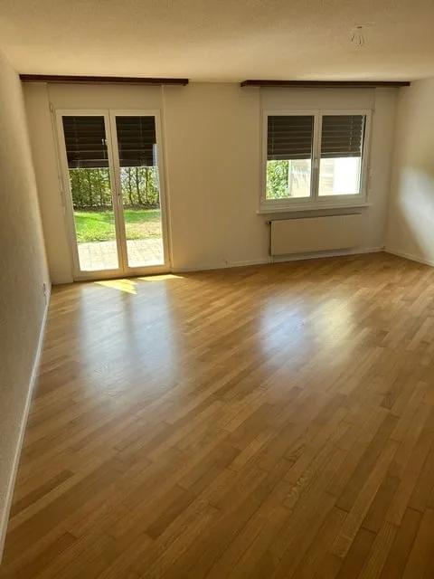 Charming 4.5-room row house in Tägerig – available immediately!