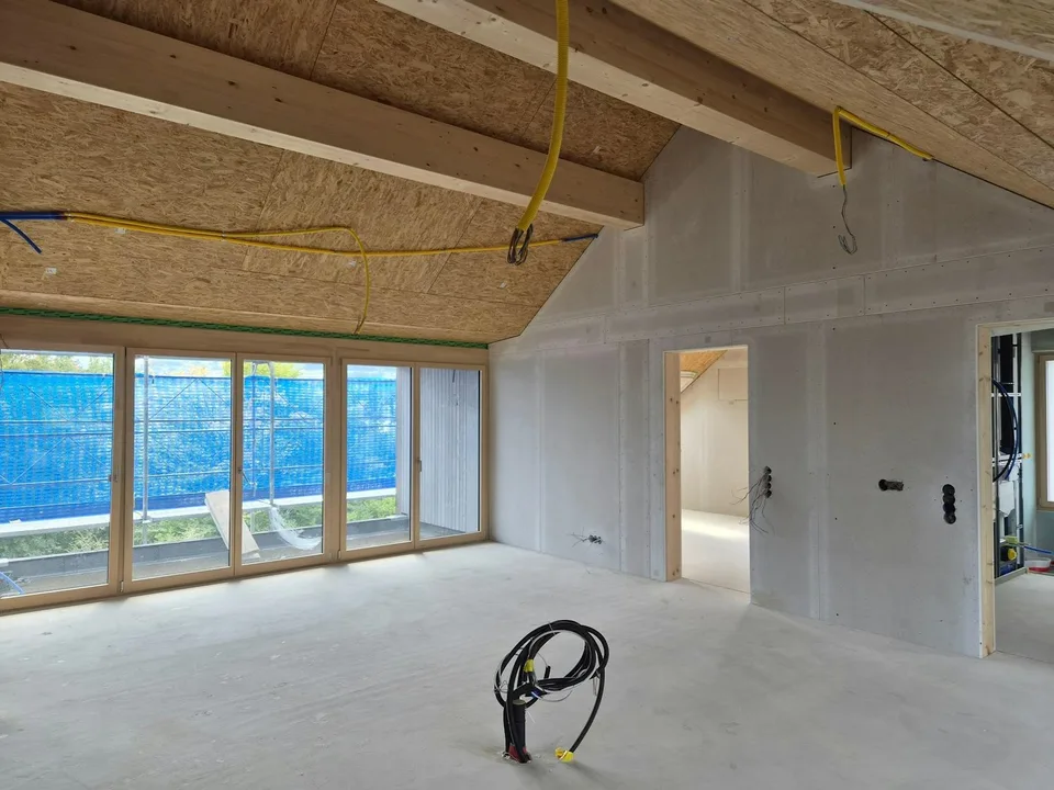 Appartamenti di 3,5 locali in mansarda in una posizione da sogno sul lago di Greifensee – foto 9 di 12