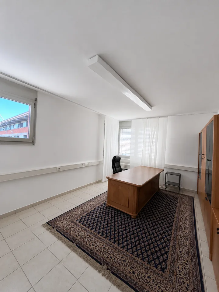 Bureau de prestige au cœur de Lugano – photo 2 sur 5