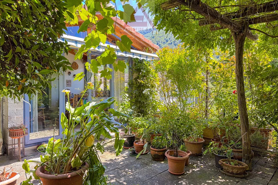 Il calore di una casa autentica / Die Wärme eines authentischen Zuhauses – Foto 13 von 13