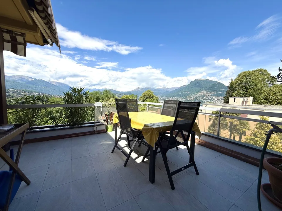 Dachgeschoss 5 Zimmer mit Seeblick – Foto 11 von 13