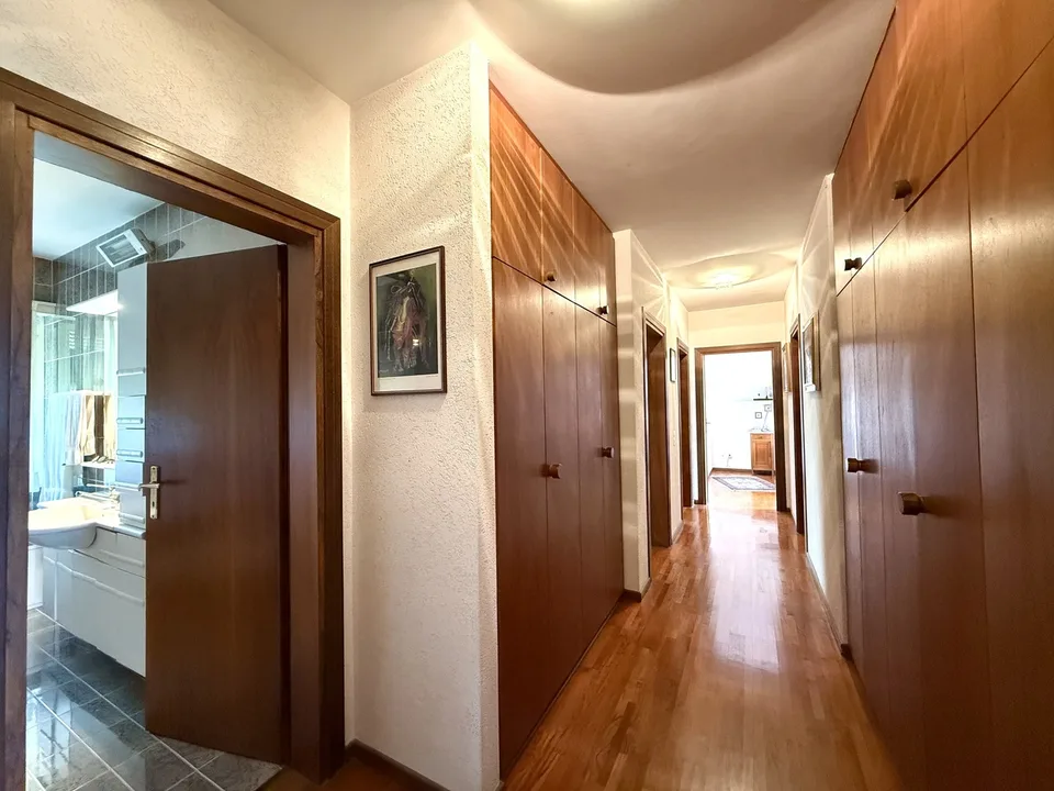 Dachgeschoss 5 Zimmer mit Seeblick – Foto 8 von 13