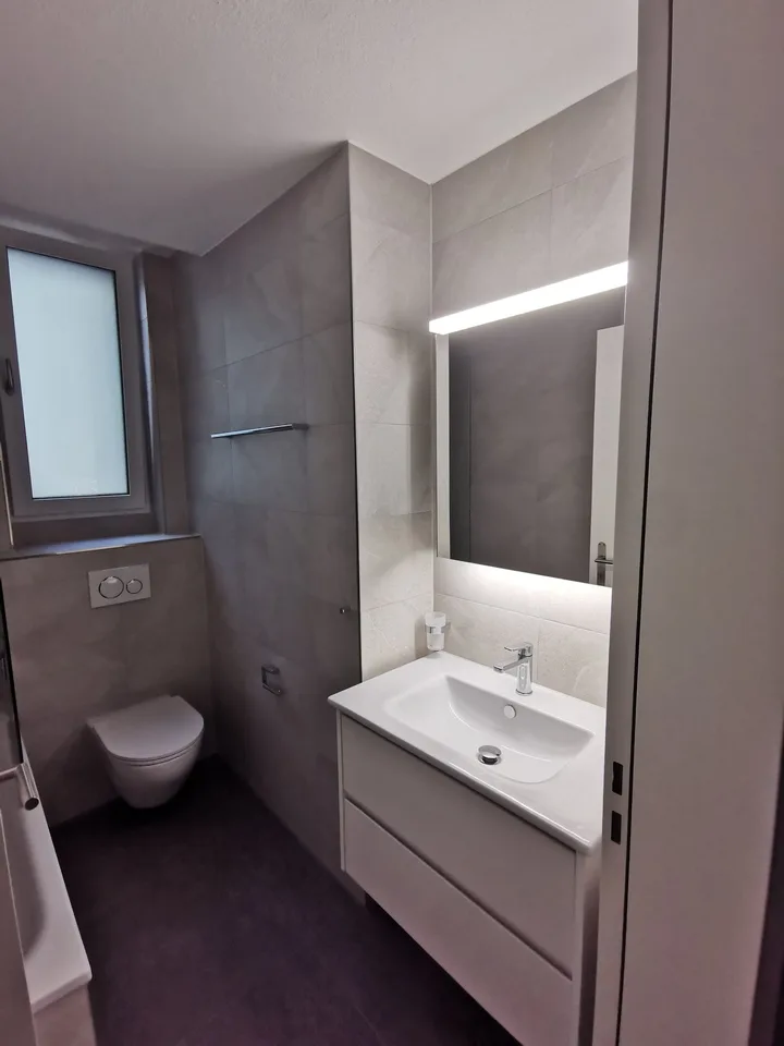 Appartement de 3 pièces fraîchement rénové près de la gare de Wiedikon (disponible immédiatement) – photo 8 sur 13