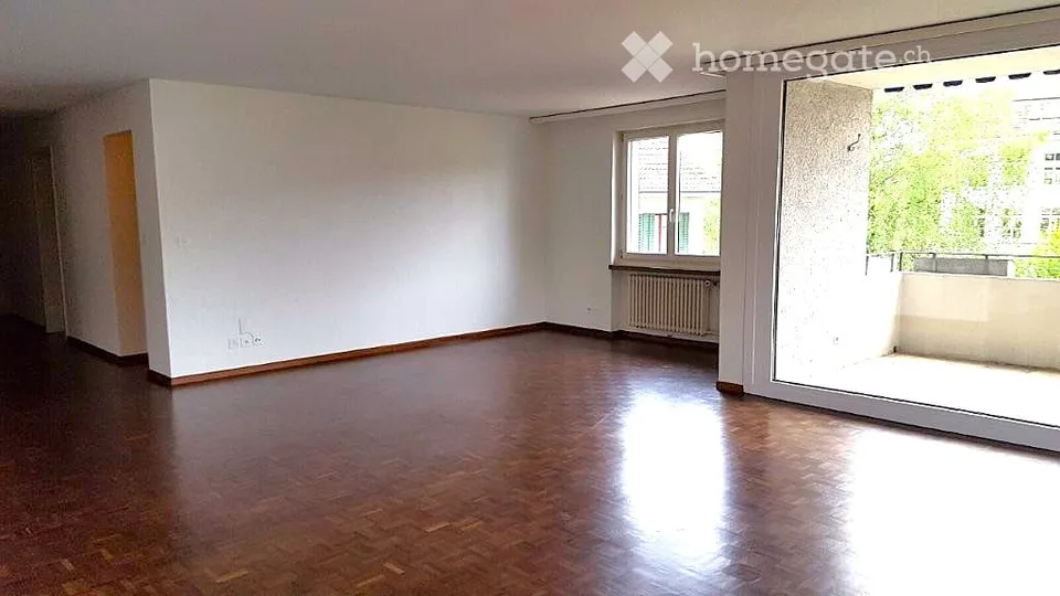 Attraktive, grosszügige 5.5-Zimmer-Familienwohnung im Herzen von Bassersdorf