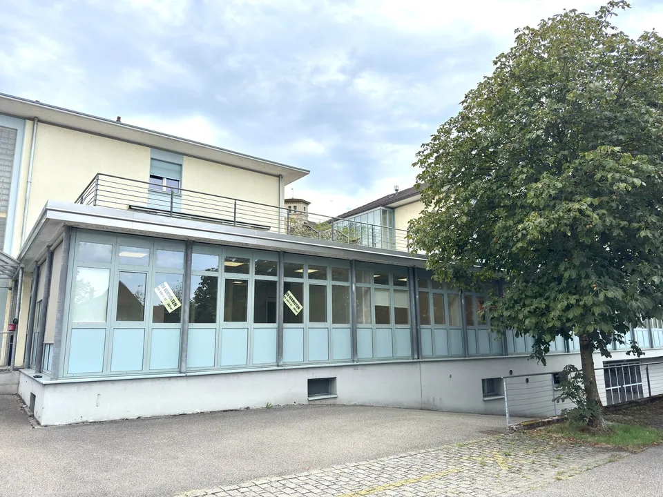 Einziehen & loslegen – ausgebaute Geschäftsräume in Aarwangen – Foto 21 von 21