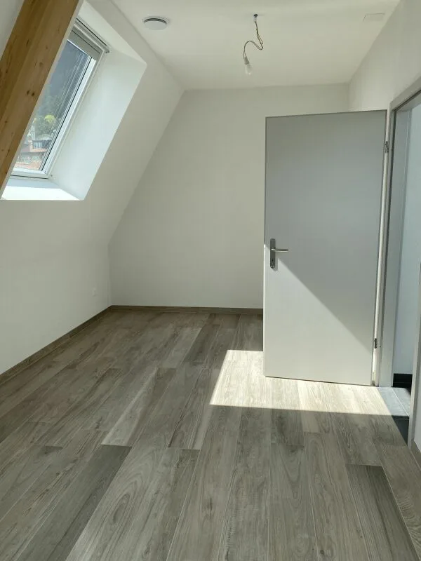 Bello appartamento moderno di 3.5 locali al 3° piano - Rue de l'Épervier 3A, Cernier