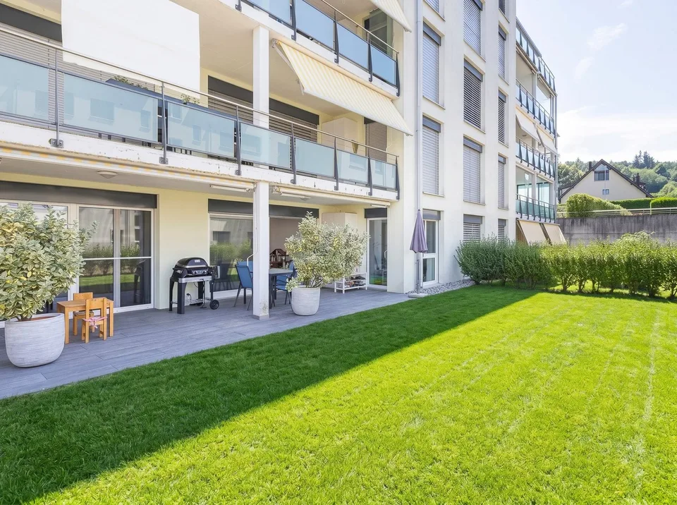Appartamento familiare moderno con un'oasi di giardino da sogno – foto 11 di 13
