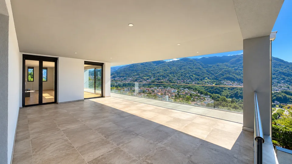 Elegante appartamento con terrazza panoramica in residenza esclusiva – foto 10 di 13