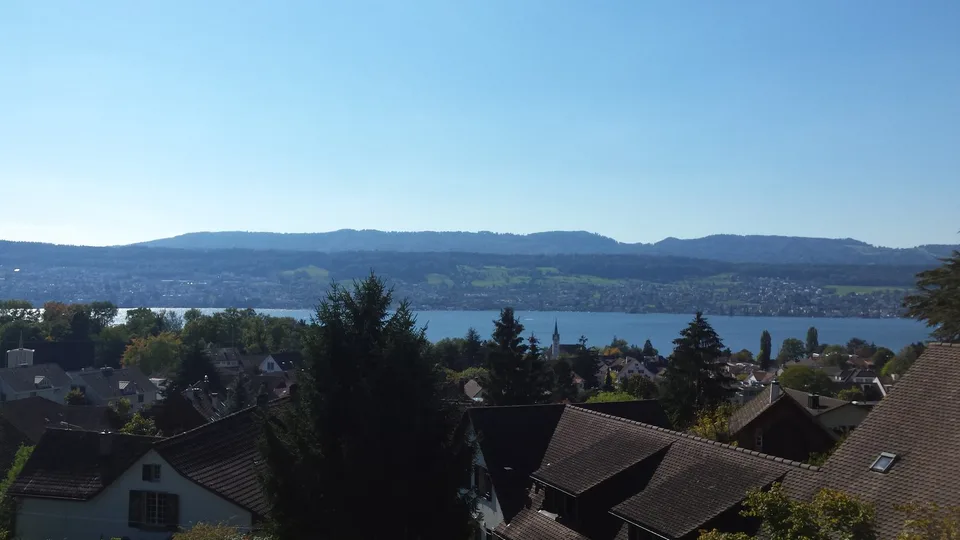 Wohnen mit Weitblick oberhalb von Herrliberg
