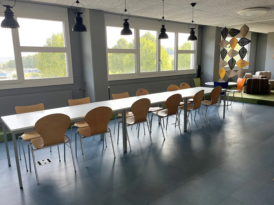 Gewerbefläche mit Lager und Parkmöglichkeiten in Windisch – Foto 9 von 11