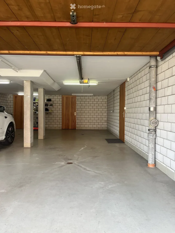 Frisch sanierte Maisonette-Wohnung mit zwei Balkonen