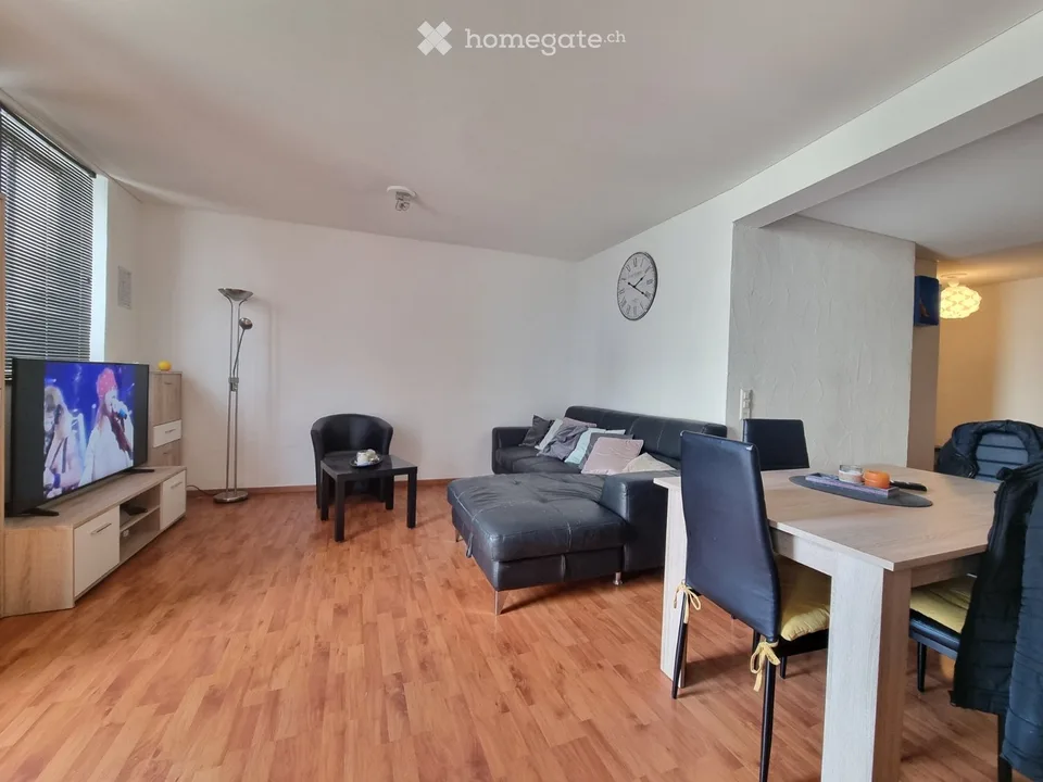Appartamento di 3,5 locali con servizio di concierge ad Aigle, Place du Marché