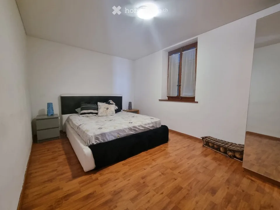 Appartamento di 3,5 locali con servizio di concierge ad Aigle, Place du Marché
