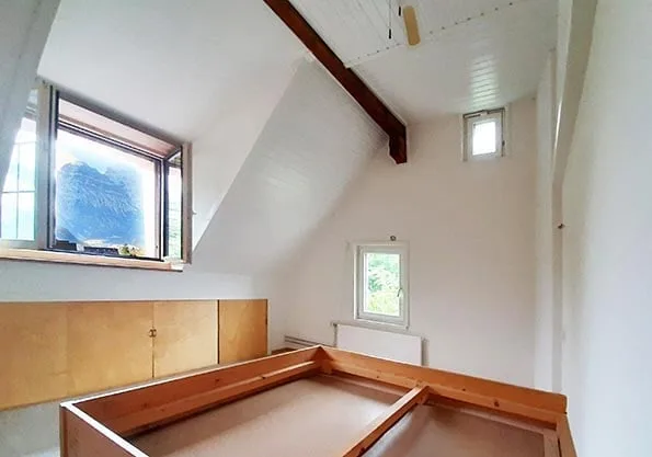 Spacious and charming 6.5-room semi-detached house on Oberdorfstrasse in Mollis