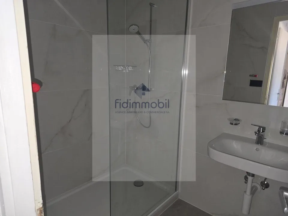4 Zimmer Wohnung in La Chaux-de-Fonds – Foto 7 von 8