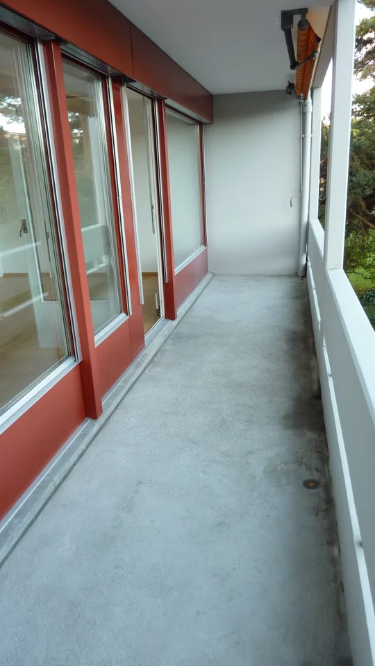 Charming 4-room apartment with balcony in Bern-Bümpliz – photo 17 of 19