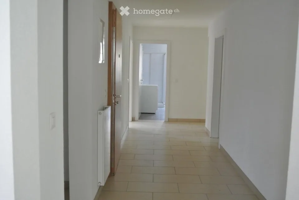 Charmanter 5.5-Zimmer-Wohnung – Foto 3 von 5