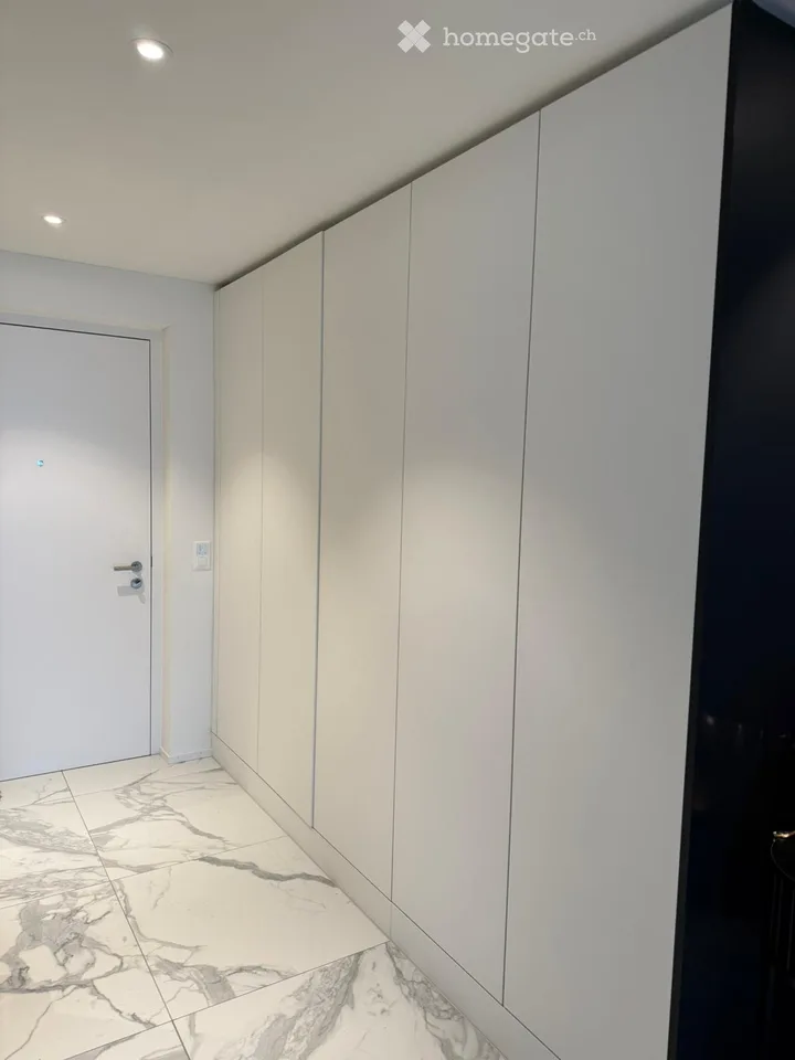 Appartamento moderno di 3,5 locali con vista lago da sogno a Stäfa