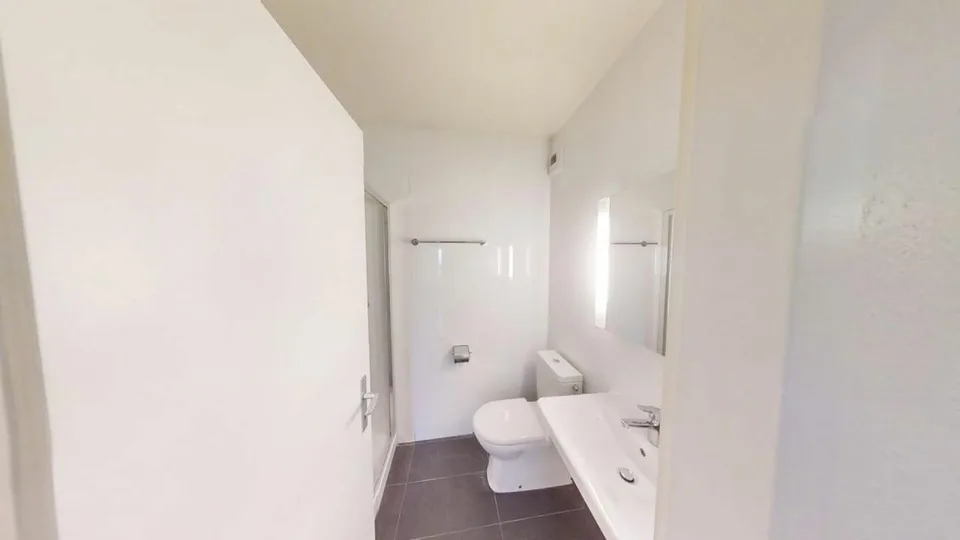 Wohnung mit 6 Zimmern und schöner Aussicht auf den See – Foto 5 von 13