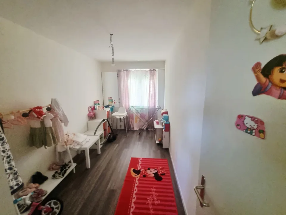 Beautifully renovated 3-room apartment with balcony and garden view in Roggwil