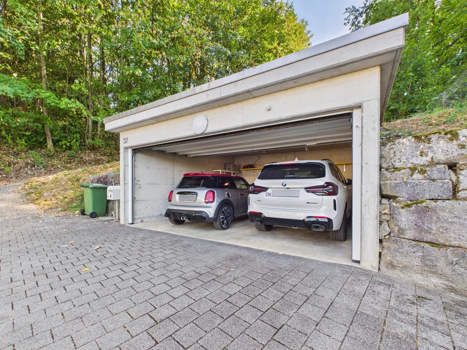 Well-maintained single-family house with plenty of space and maximum privacy – photo 12 of 13