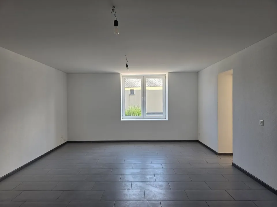 5.5-room apartment for CHF 1'850.-/month including charges and parking