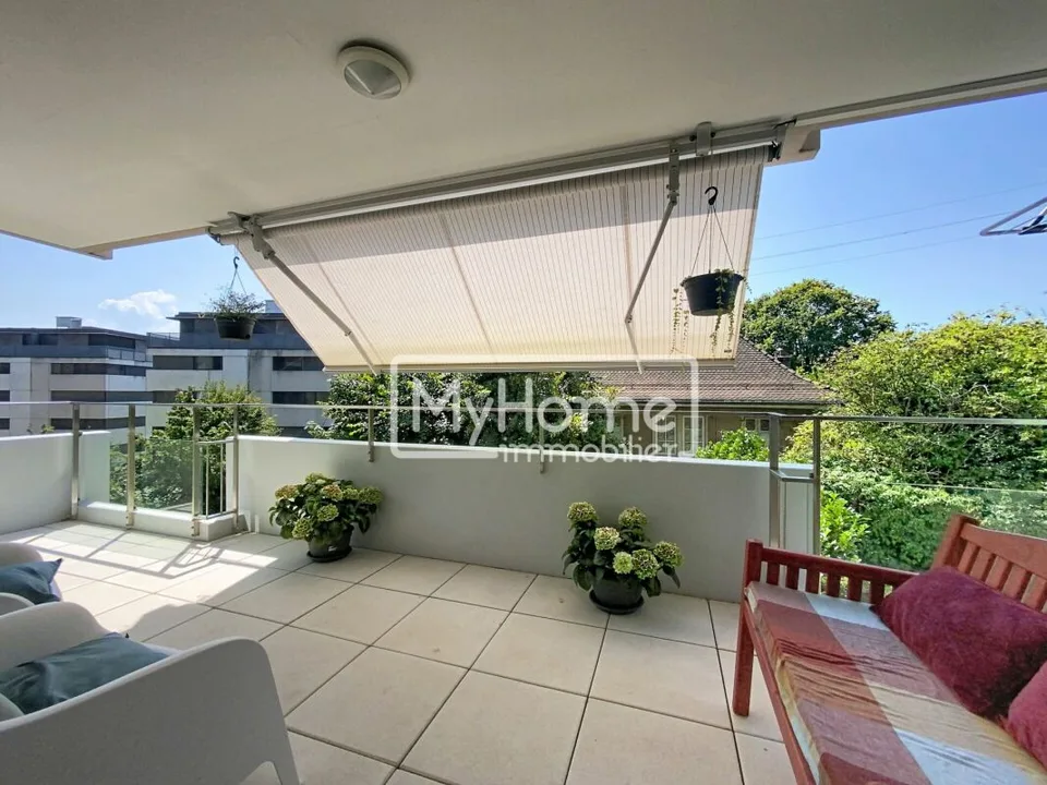 Spacieux appartement de 4,5 pièces avec un grand balcon d'angle dans un environnement résidentiel recherché – photo 8 sur 21