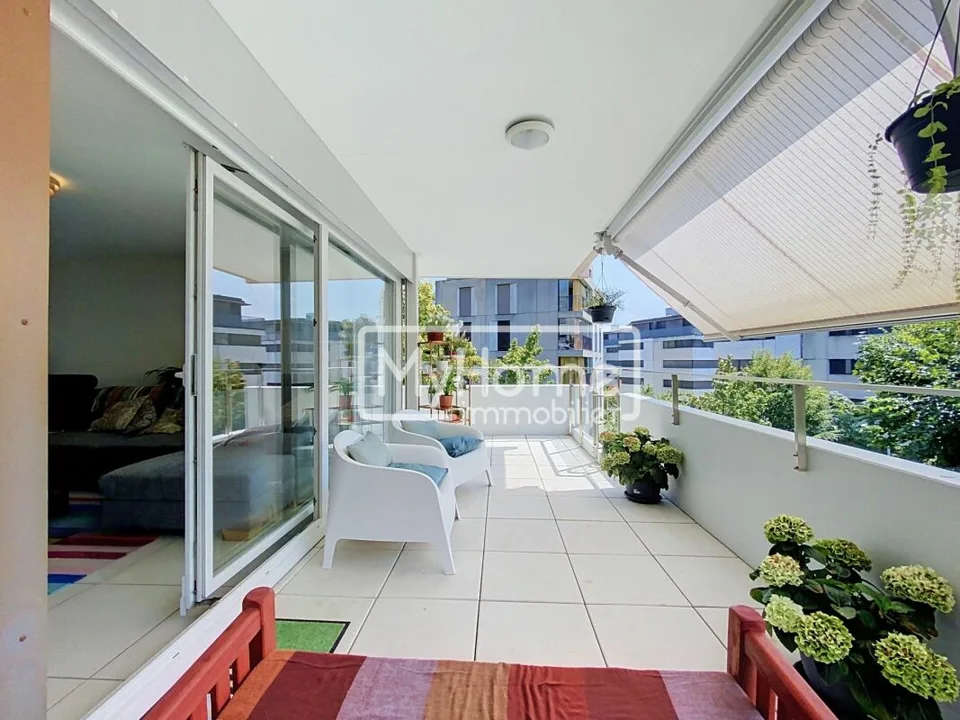 Spacieux appartement de 4,5 pièces avec un grand balcon d'angle dans un environnement résidentiel recherché – photo 6 sur 21