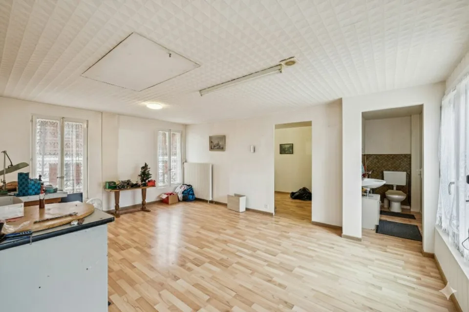 Vallorbe - Casa di 7 locali da ristrutturare con laboratorio e giardino – foto 7 di 19