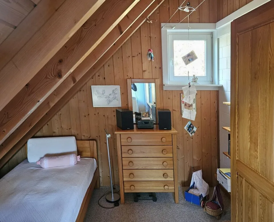 Maison de famille spacieuse et bien entretenue de 8,5 pièces à vendre sur le bord sud du vieux centre villageois d'Elgg – photo 13 sur 15