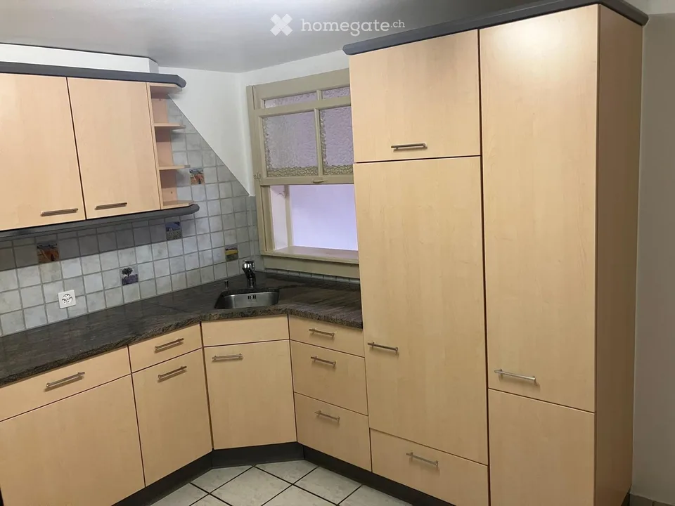 Charaktervolle 4-Zimmer-Wohnung in Cornaux NE – sofort verfügbar