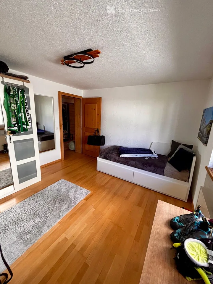 Charmante 3.5-Zimmer-Wohnung in Chalet | Vaz/Obervaz mit herrlichem Bergblick