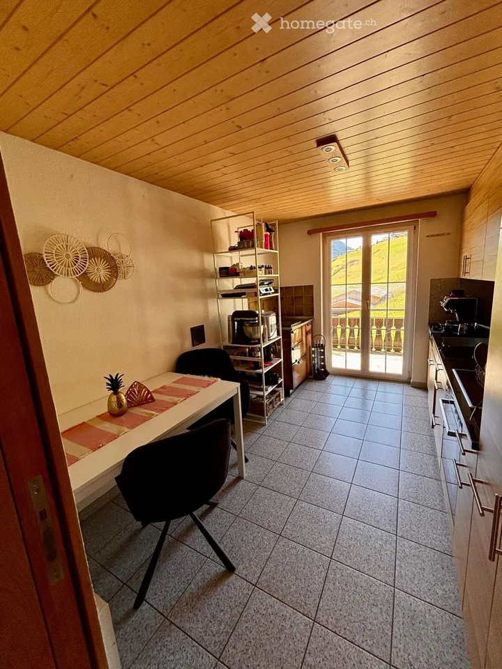 Charmante 3.5-Zimmer-Wohnung in Chalet | Vaz/Obervaz mit herrlichem Bergblick