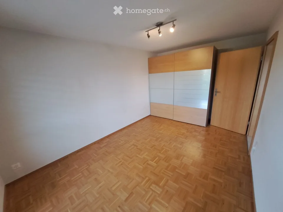 aussergewöhnlich ! charmante 2.5-Zimmer-Wohnung in Aegerten, sofort verfügbar oder nach Vereinbarung