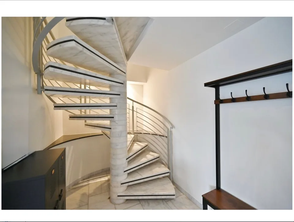 Exklusive 6.5-Zimmer-Wohnung auf zwei Ebenen mit Weitblick in Riehen