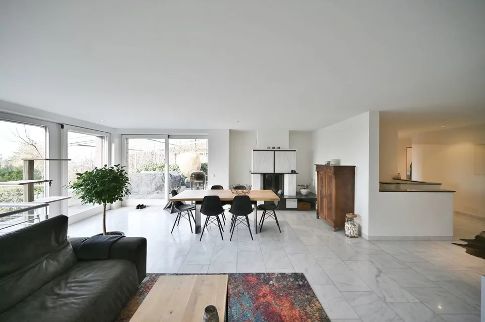 Exklusive 6.5-Zimmer-Wohnung auf zwei Ebenen mit Weitblick in Riehen