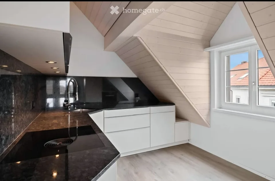 Modern 3.5-room attic apartment on Bahnhofstrasse in Dielsdorf