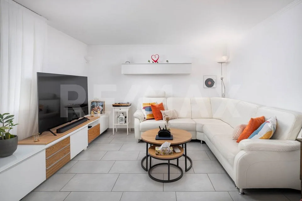 Appartamento 4.5 locali ben mantenuto con ampio balcone in vendita! – foto 9 di 14