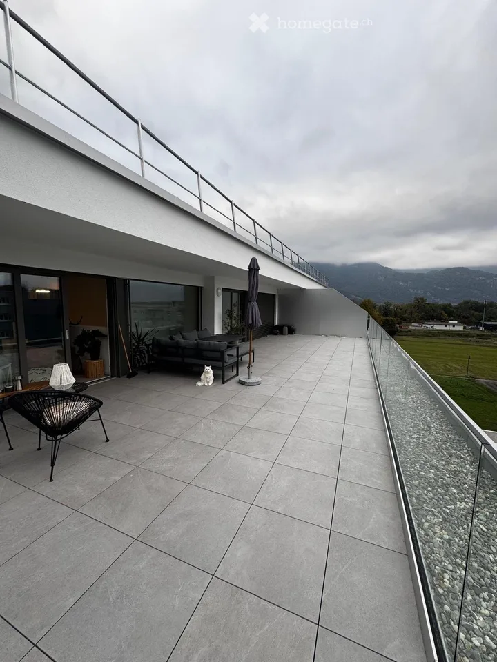 App. von 3,5 NEU in Vouvry, Terrasse 73m² & Privatlift