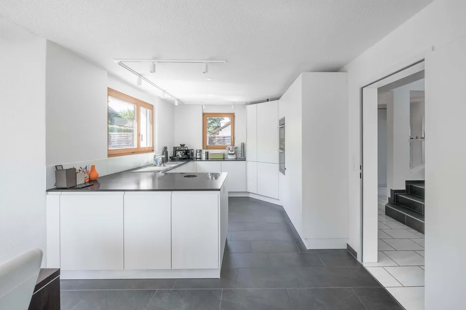 Casa di 7 locali con studio – foto 7 di 16