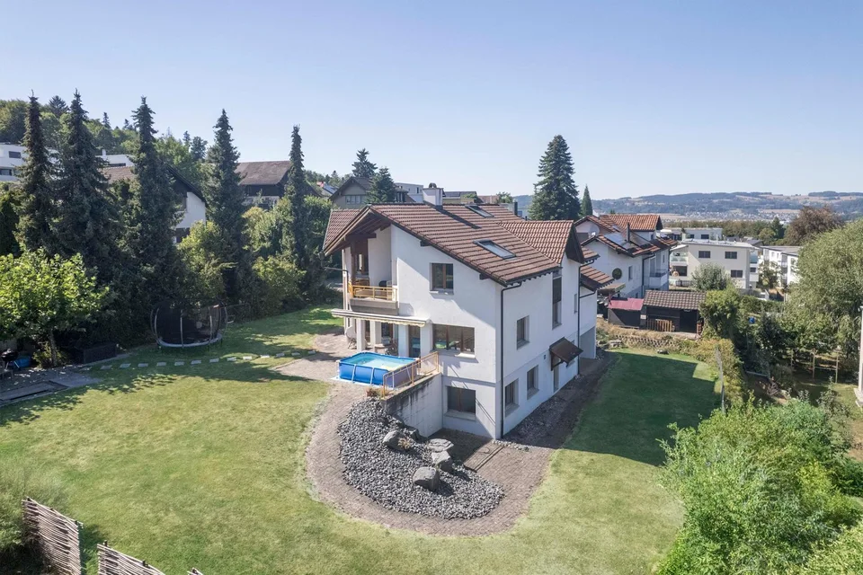 Casa di 7 locali con studio – foto 3 di 16