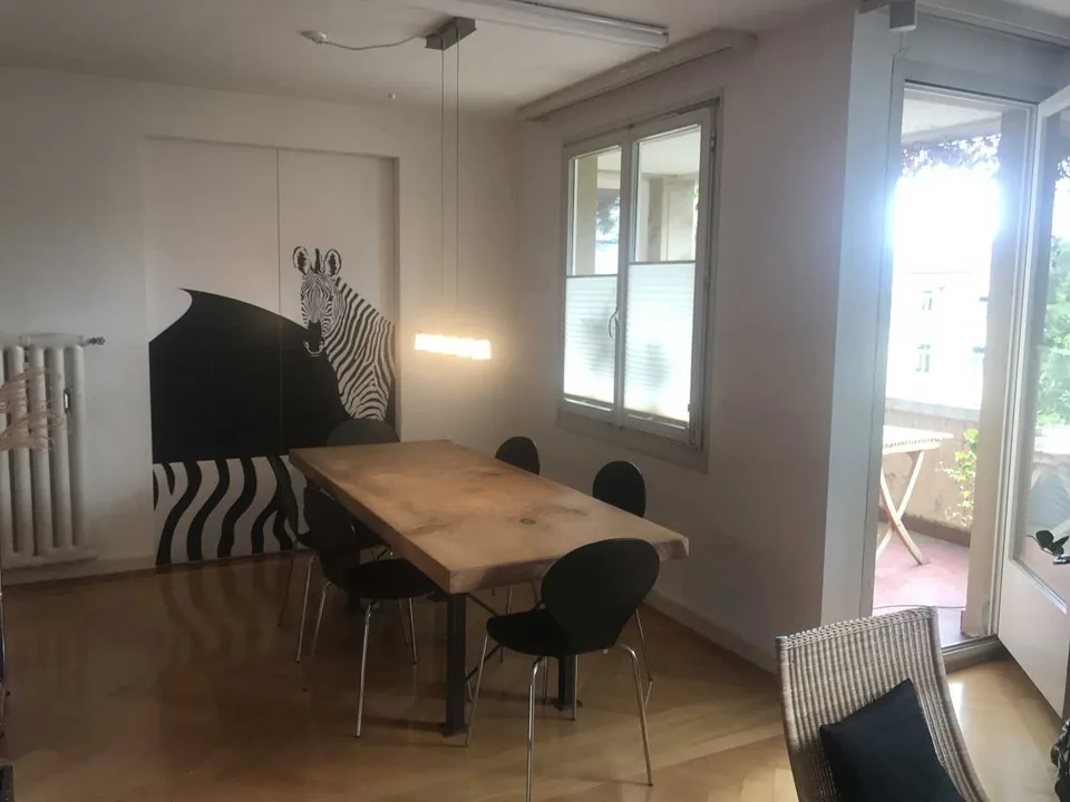 Ruhige, helle Wohnung in Seenähe und an S-Bahn