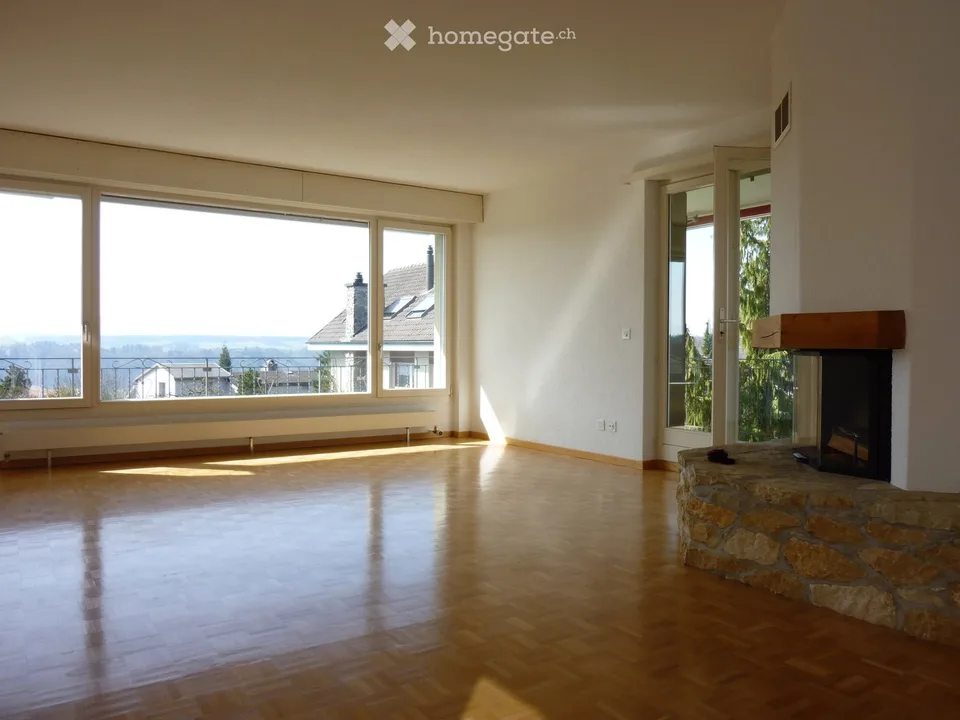 Sonnige, ruhige Wohnung mit Alpenblick ab 1.11.2026