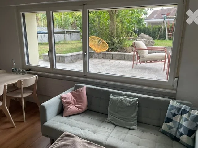 Appartement 3.5 pièces au rez-de-chaussée à Sins – grand espace de séjour dans un endroit calme (avec place de parking)