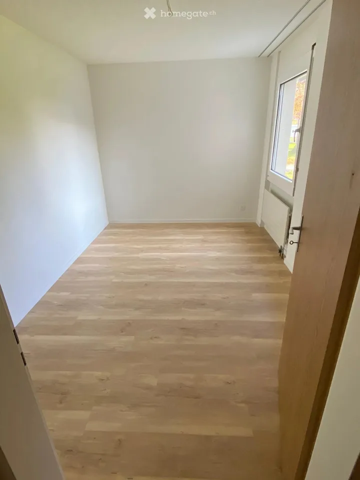 Grosszügige 3.5-Zimmer-Wohnung mit Sitzplatz in Muri AG