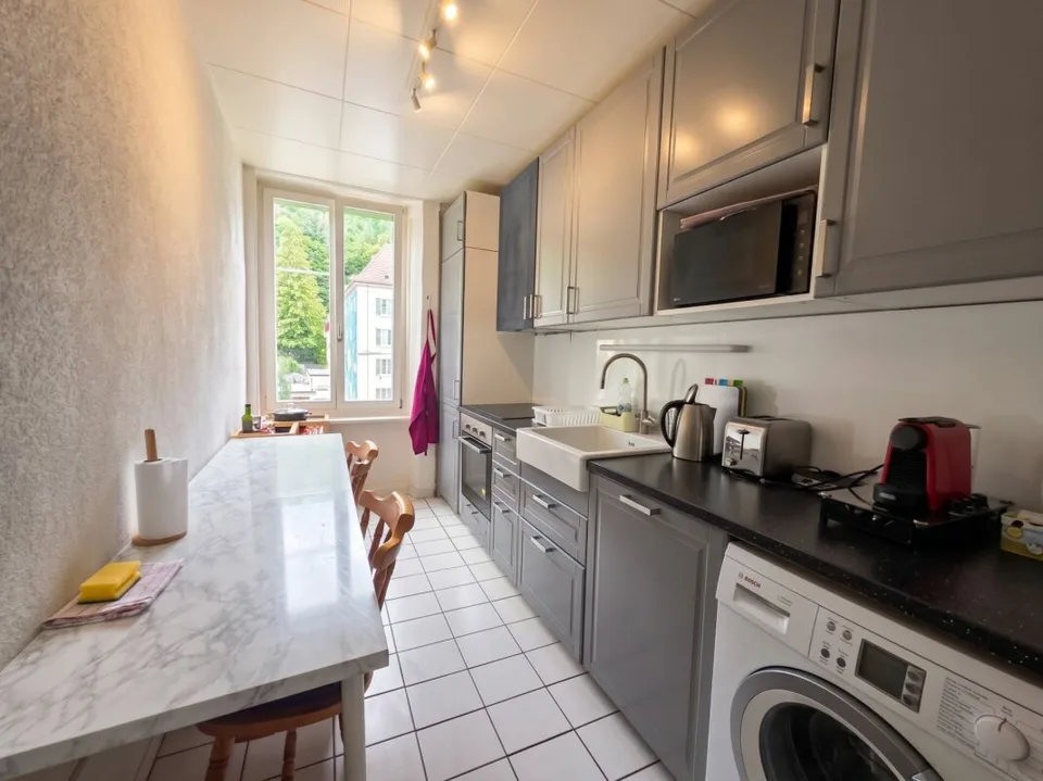 Charmant appartement de 3,5 pièces au Locle - Idéal habitation ou investissement locatif / Airbnb clé en main – photo 2 sur 5
