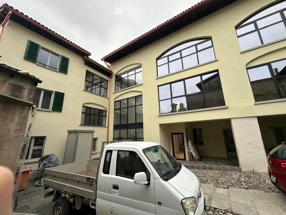 Modernes Apartment im historischen Zentrum von Mendrisio – Foto 2 von 5