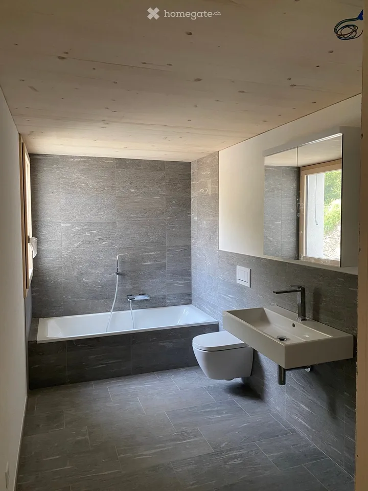 Appartement terrasse moderne 3.5 pièces dans un immeuble neuf à Cunter, Grisons